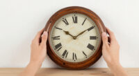 9 Best Antique Style Wall Clock in 2026