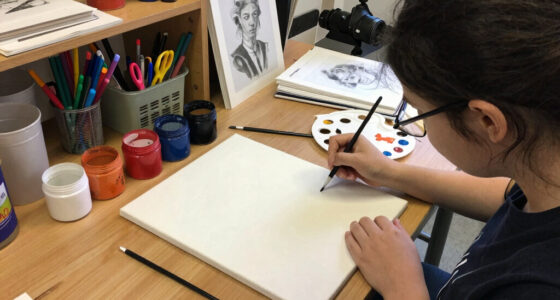 Best Art Supplies For Students Compared